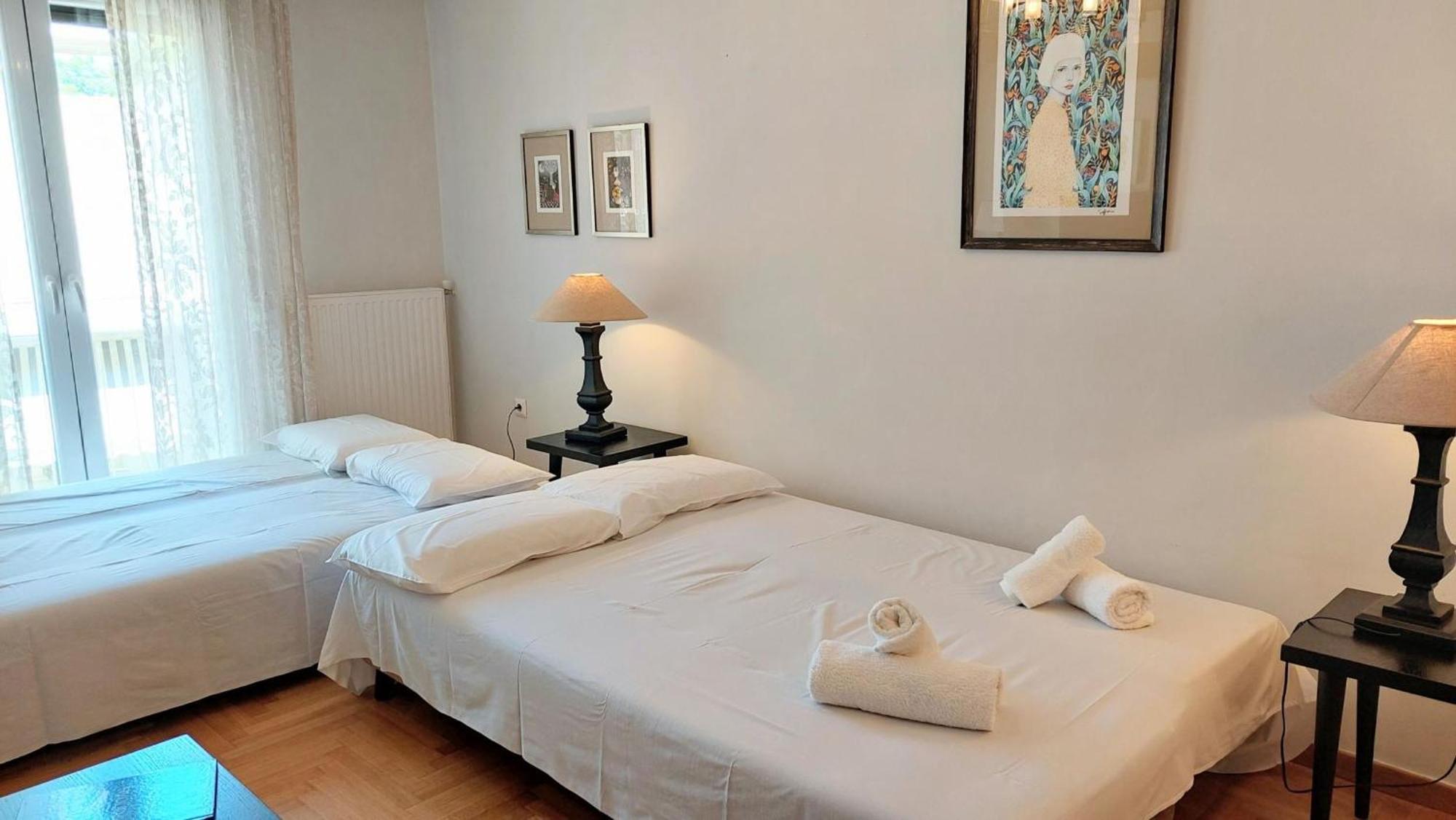 Elegant Apartment In Acropolis Aten Exteriör bild