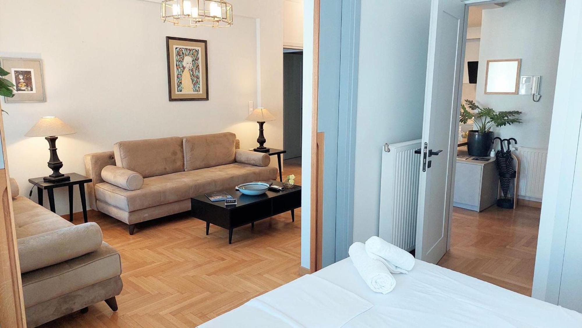Elegant Apartment In Acropolis Aten Exteriör bild
