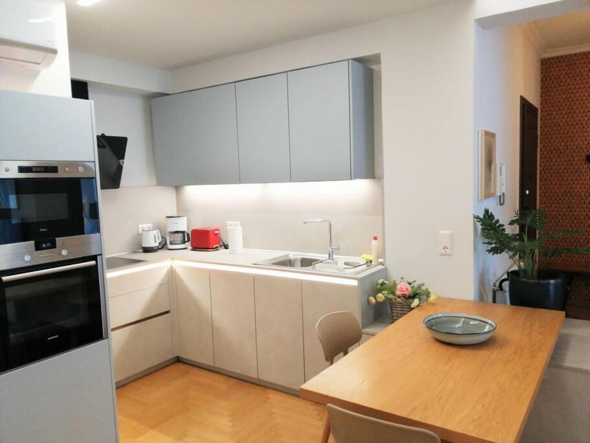 Elegant Apartment In Acropolis Aten Exteriör bild