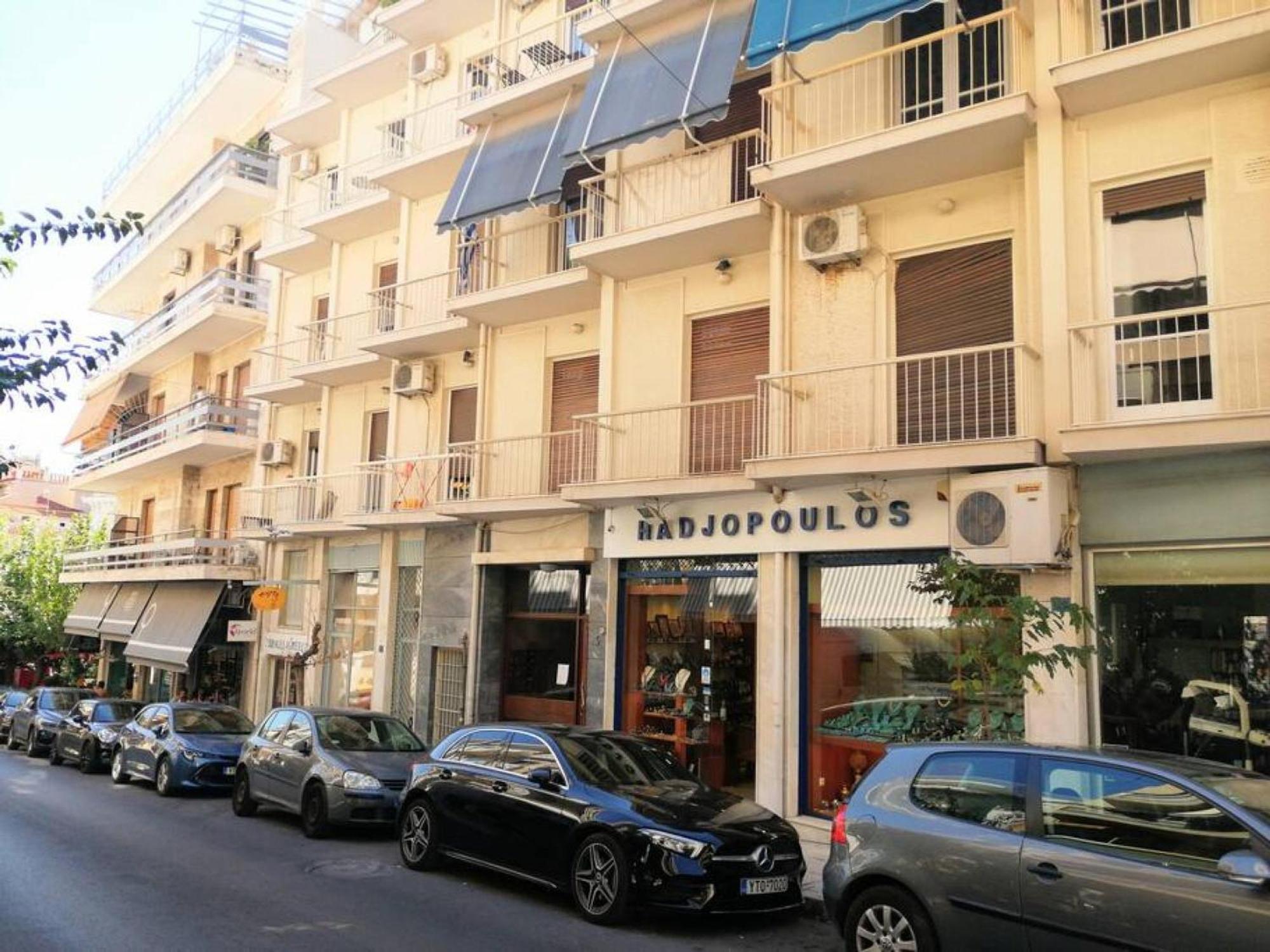 Elegant Apartment In Acropolis Aten Exteriör bild