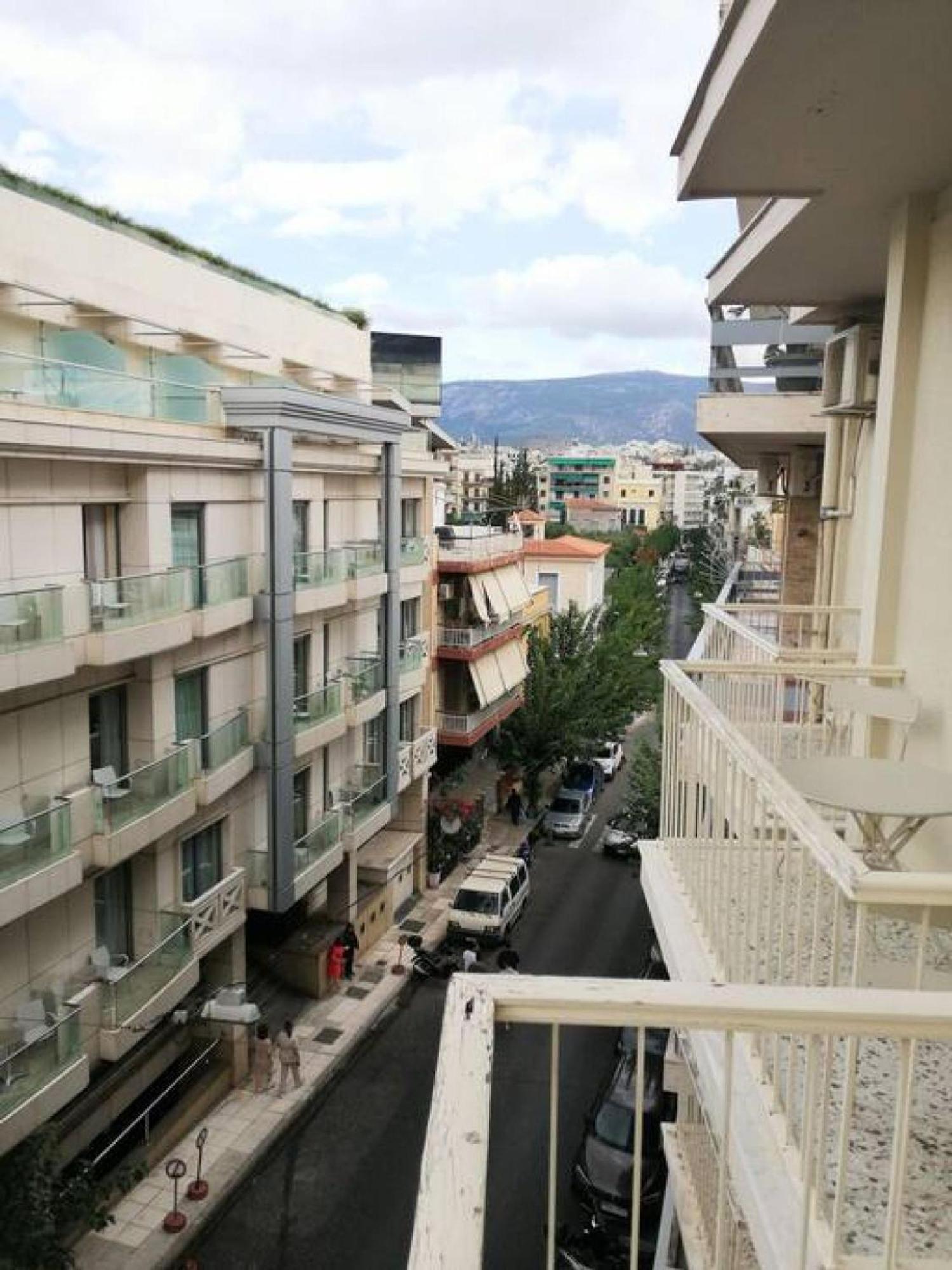 Elegant Apartment In Acropolis Aten Exteriör bild